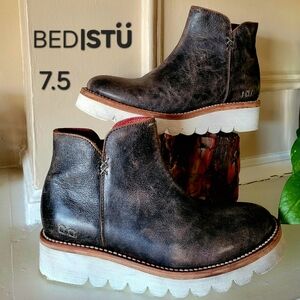 BED|STU Like New! LYDYI BLACK LUX